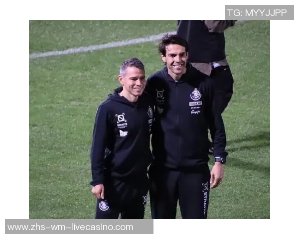 卡卡传奇：从草根到世界足球之巅的辉煌旅程与心路历程